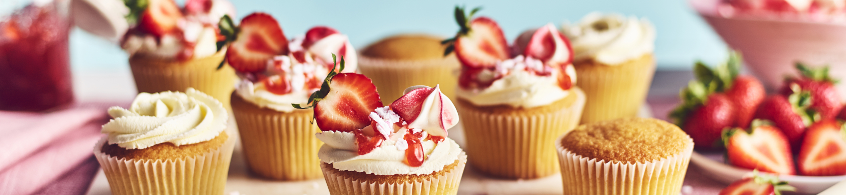 Eton Mess Cupcakes