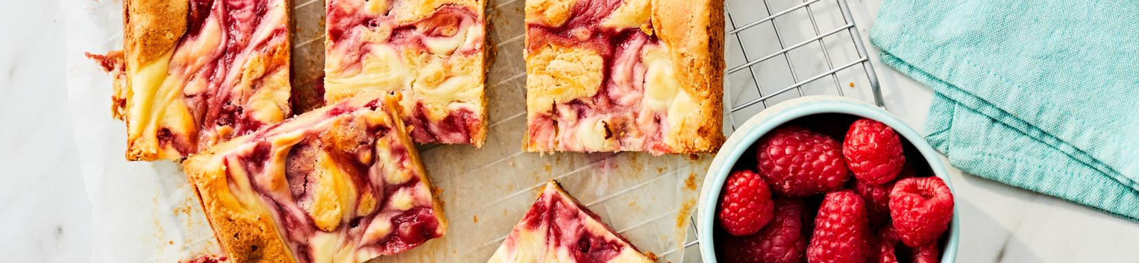 Raspberry Cheesecake Blondie