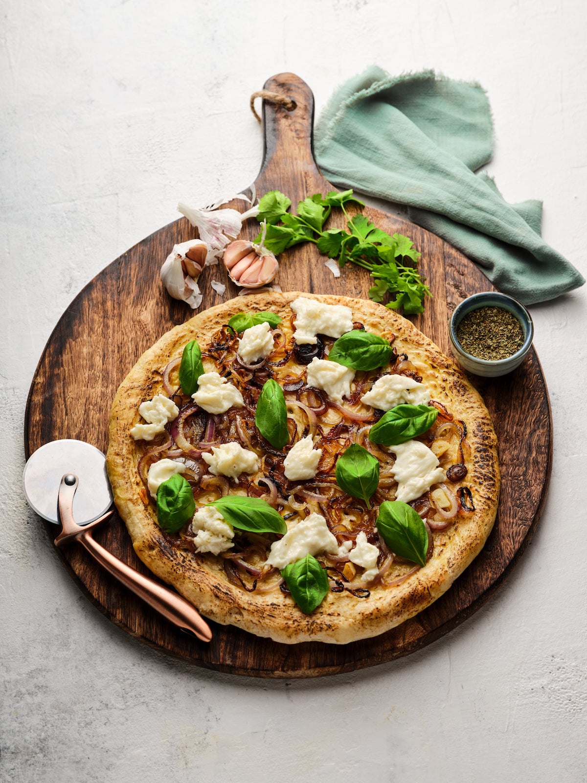 Caramelised Onion Garlic Bread