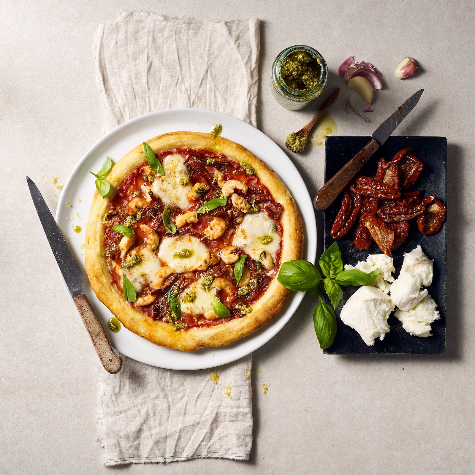 Pesto Prawns Pizza