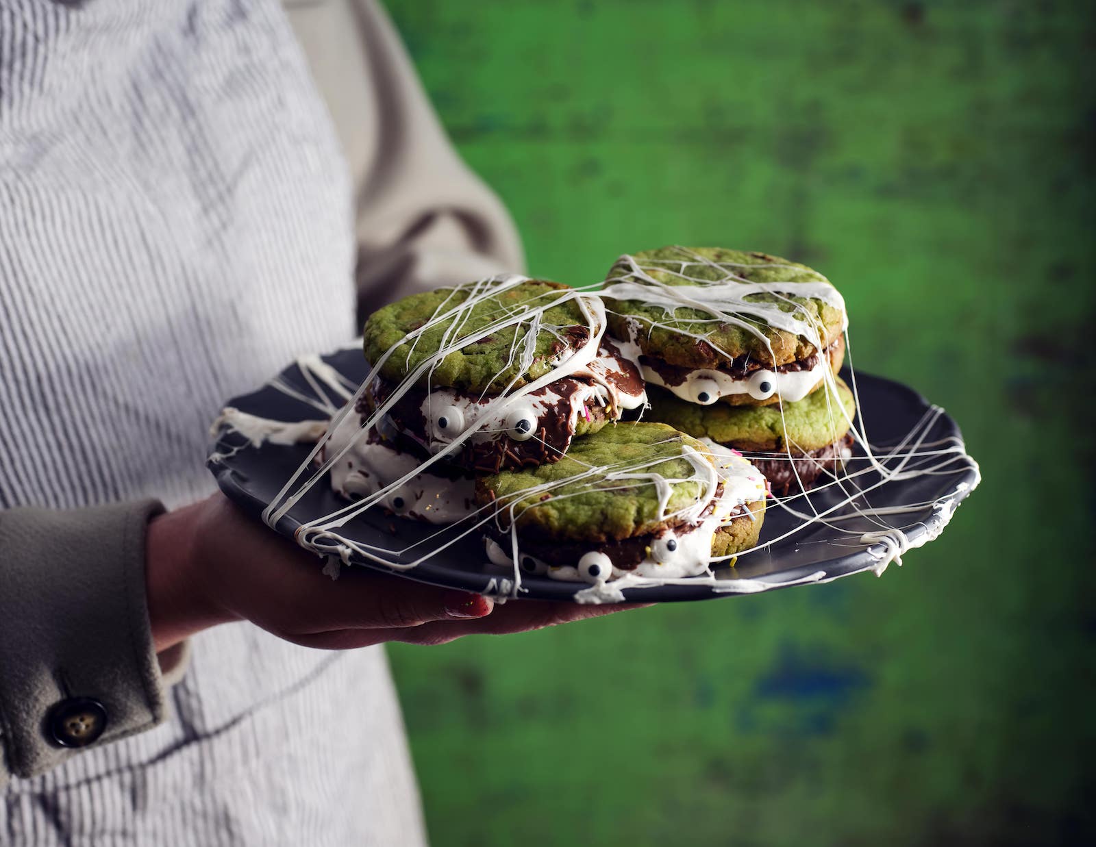 Halloween Cookie Sandwich