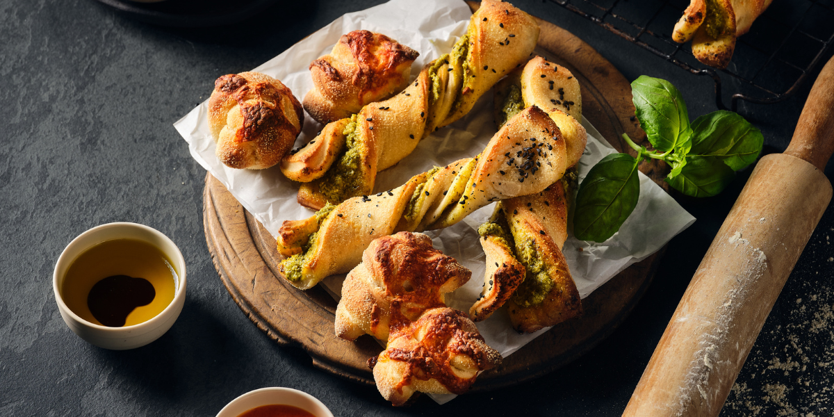 Pesto dough twists